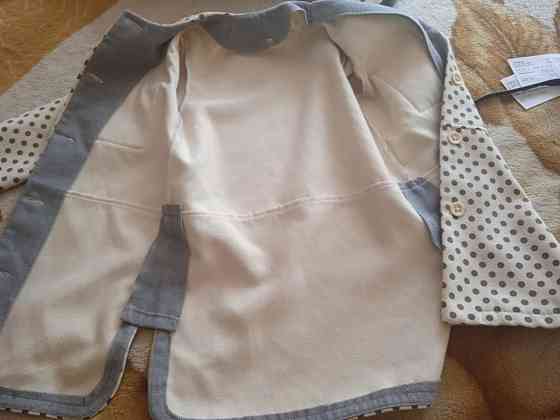 Продам пальто 6-8 лет Донецк