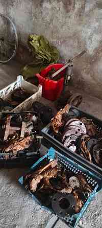 Задвижки, фланцы, болты. Донецк