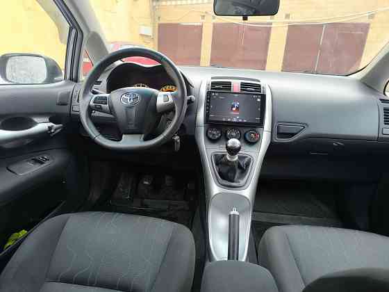 Toyota Auris рестайл Донецк