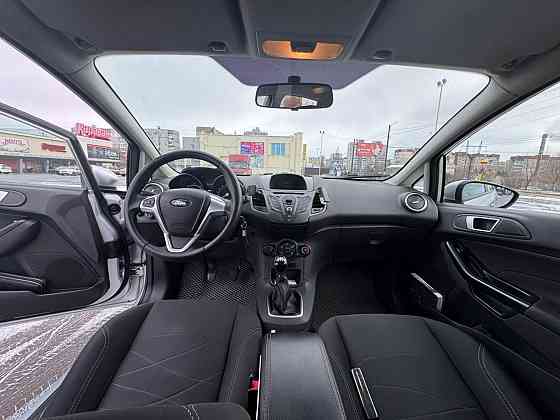 Ford Fiesta, 2013г. Пробег 64 т.км. 1-хозяин. Донецк