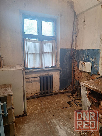 Продам 2-х. комнатную квартиру 1/2 Петровский район шахта 10 ул. Возрождения Донецк - изображение 4