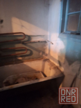 Продам 2-х. комнатную квартиру 1/2 Петровский район шахта 10 ул. Возрождения Донецк - изображение 1