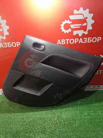 Обшивка двери задней левой Ford Fiesta Mk5 Донецк