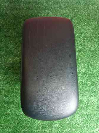 Подлокотник Toyota RAV4 40 Донецк