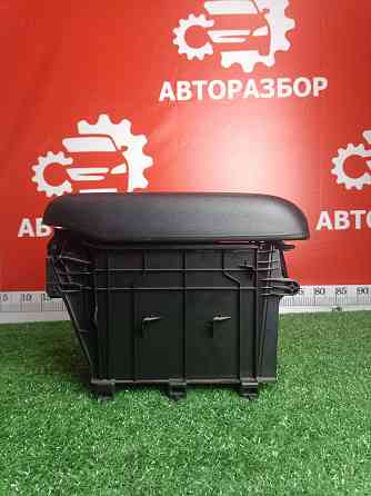 Подлокотник Toyota RAV4 40 Донецк
