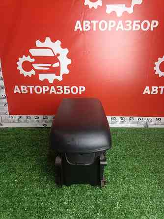 Подлокотник Toyota RAV4 40 Донецк