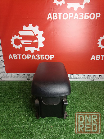 Подлокотник Toyota RAV4 40 Донецк - изображение 1