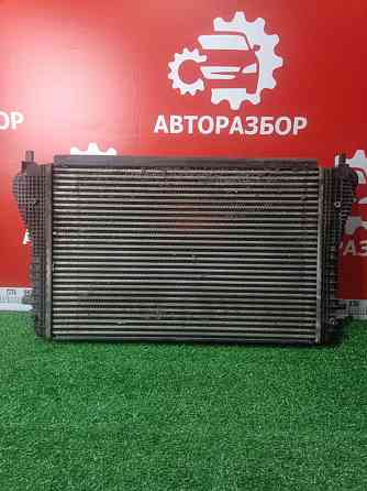 Радиатор интеркулера  Skoda Superb 2 Донецк