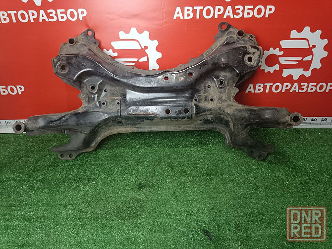 Балка подмоторная (подрамник )Toyota RAV4 40 Донецк - изображение 1