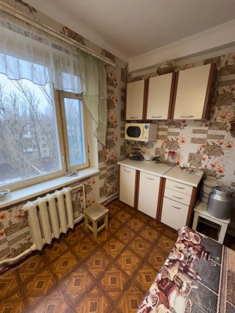 Продам светлую 2 комнатную квартиру г. Донецк Кировский район (проспект Семашко) Донецк