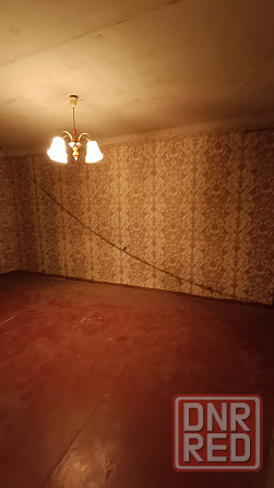 Продам 3х комн., 3/4, требует ремонта, ул. Ленина(Исполком) Зугрэс - изображение 4