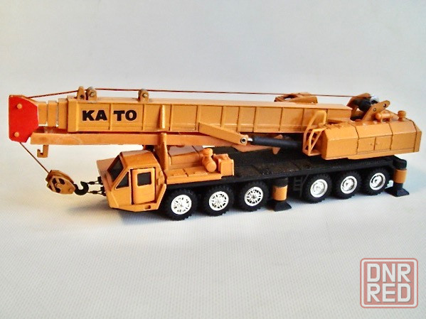 Коллекционная масштабная модель автокрана Като Донецк - изображение 2