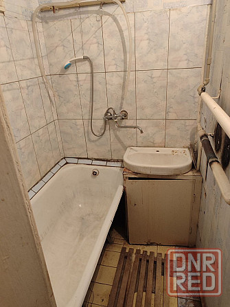 Продам 2х комн квартиру Буденновский район , пл.Буденного Донецк - изображение 3