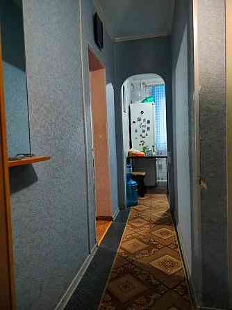 Продам 2-к квартиру в центре Тореза Торез