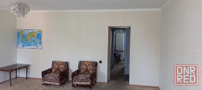 Продам 2-к квартиру в центре Тореза Торез - изображение 1