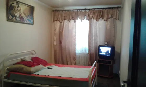 Продам 2-х ком.кв. Аравийская .Жилое состояние. Документы готовы. Донецк