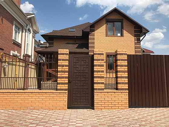 Продам дом 130 кв.м. , участок 4 сот ,под чистовую отделку, б. Шевченко(торговый институт) Донецк