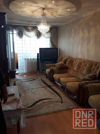 Сдам отличную двухкомнатную квартиру в самом центре Донецка! Точный адрес Комсомольский просп., 27 Донецк - изображение 1
