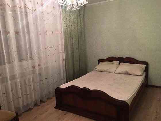 Сдам отличную двухкомнатную квартиру до долгий срок(не меньше года), по адресу проспект Дзержинского Донецк