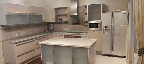 Аренда 5-комнатная квартира 250м,кв, жк Замковый Донецк