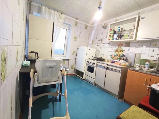 Продажа крупногабаритной 2-й квартиры, г.Макеевка, квартал Гвардейский(Элегант). Макеевка