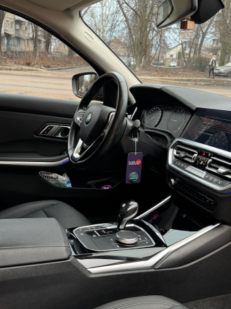Продам BMW G20 318i Донецк