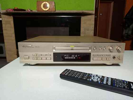 CD проигрыватель-рекордер "Pioneer"-PDR-D7 Донецк