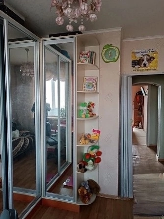 Продажа 3 комнатной квартиры в г. Макеевка! Расположена на 8 этаже 9 этажного д , Макеевка, зеленый Макеевка