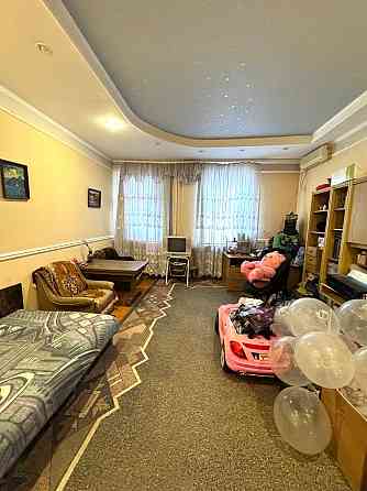 Огромная винтажная сталинка, 3-комнатная, 95м2. Центр Донецка Донецк