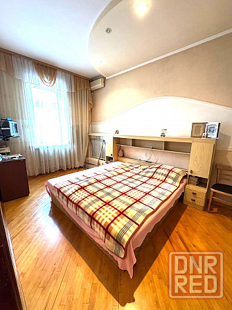 Огромная винтажная сталинка, 3-комнатная, 95м2. Центр Донецка Донецк - изображение 1