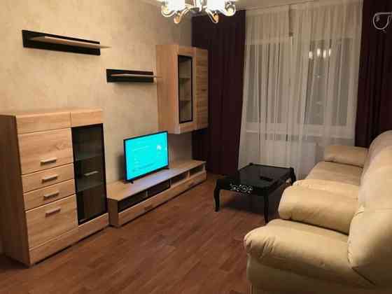 Квартира большая (60 кв.м.), уютная, чистая и просторная. Донецк