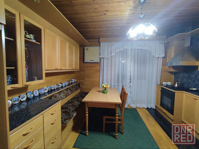 Продам квартиру 100м2 в Ворошиловском районе, дом кирпичный в самом центре города Донецк - изображение 6