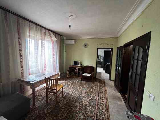 Продам 3-х ком. квартиру, 3/3 эт., 63 м.кв. - Макеевка-центр, ул. Московская Макеевка