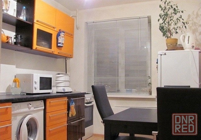 Прекрасный вариант однокомнатной квартиры практически в центре Донецка по улице Павла Поповича. Донецк - изображение 3