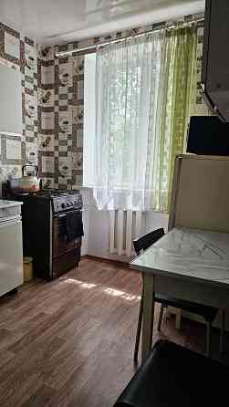 Сдам двухкомнатную квартиру посуточно Ясиноватая