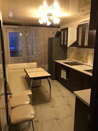 Сдаётся современная, крупногабаритная, двухкомнатная квартира, 56 кв. м. Донецк