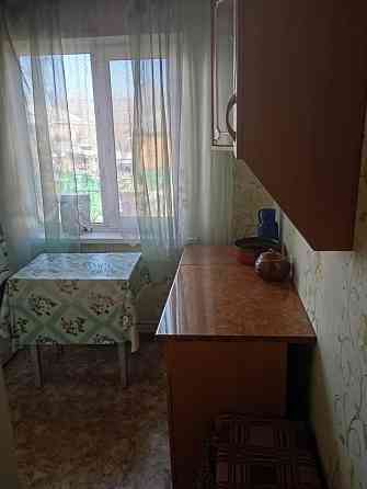 Продам 2х.комнатную квартиру. Пл. бакинских Комиссаров Донецк