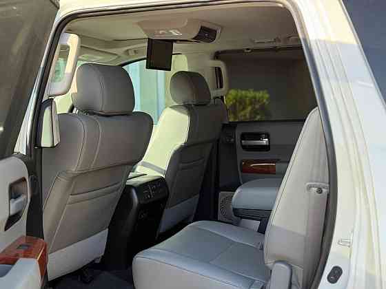 Toyota Sequoia Донецк