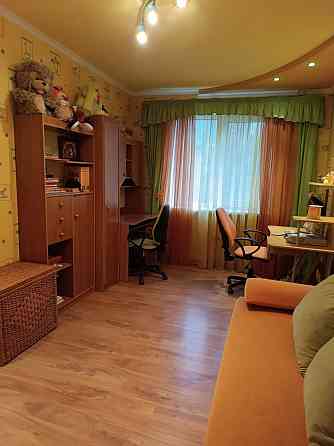 Продается 4 - х комнатная квартира, ул. Независимости (Донской) Донецк