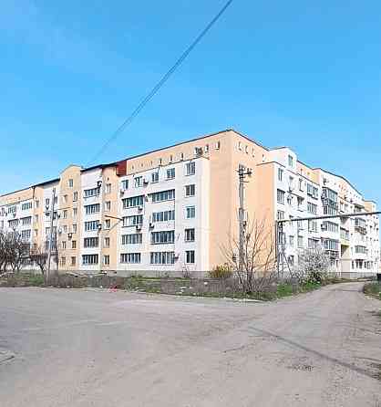 Продам 4 комнатную квартиру Мариуполь