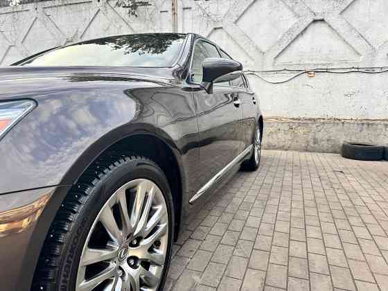 Продам Lexus LS 600H Гибрид 2014 год Донецк