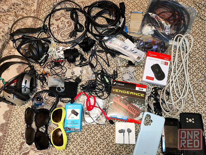 Комплектующие к пк и ноутбуку и разное на фото Макеевка - изображение 1