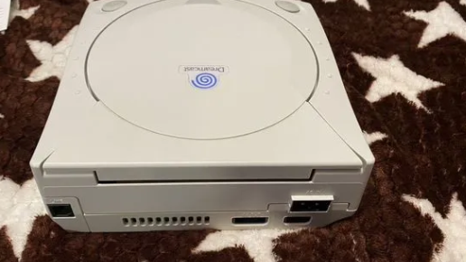 Sega Dreamcast в хорошем состоянии состоянии. Донецк