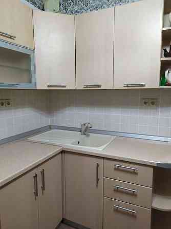 Сдам 1-но ком.кв. Щетинина. Есть вся мебель и техника. Есть бойлер. Донецк