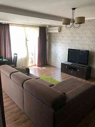 Продается трёхкомнатная квартира Мариуполь