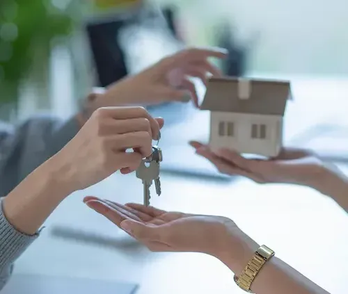 Продам 2х комнатную квартиру. Дебальцево