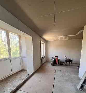 Продам 3-к на Батова Макеевка