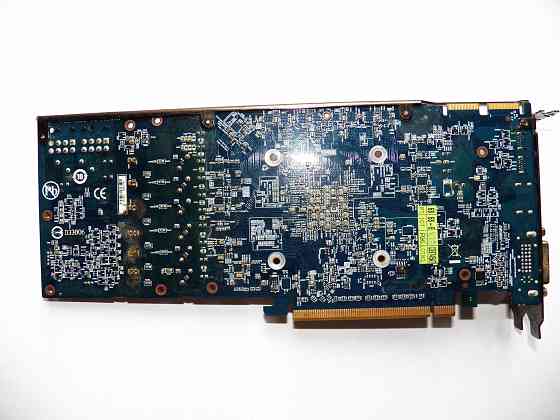 Видеокарта Gigabyte GV-R7970C-3GD Донецк