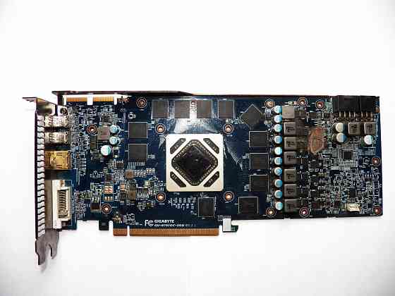 Видеокарта Gigabyte GV-R7970C-3GD Донецк