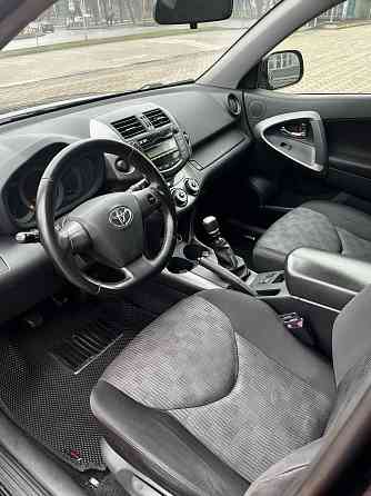 Toyota RAV4 2011 Донецк